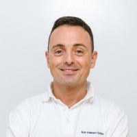 Dr. Colombo specializzato impianti dentali Cantù